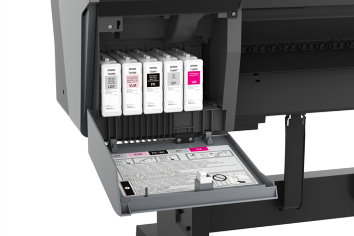 Epson SureColor P9330 4